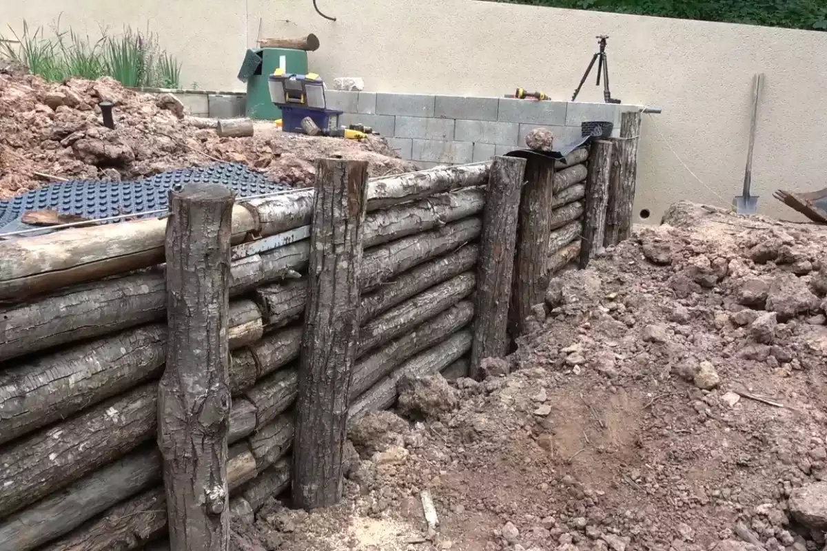 Comment Construire Un Mur De Soutenement En Bois