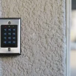comment automatiser digicode portillon