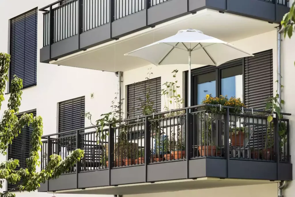 fermer un balcon en loggia