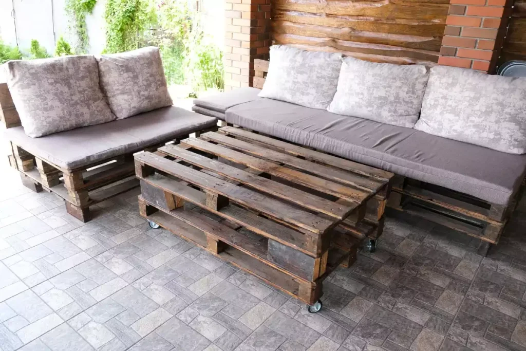 creer un salon de jardin en palette